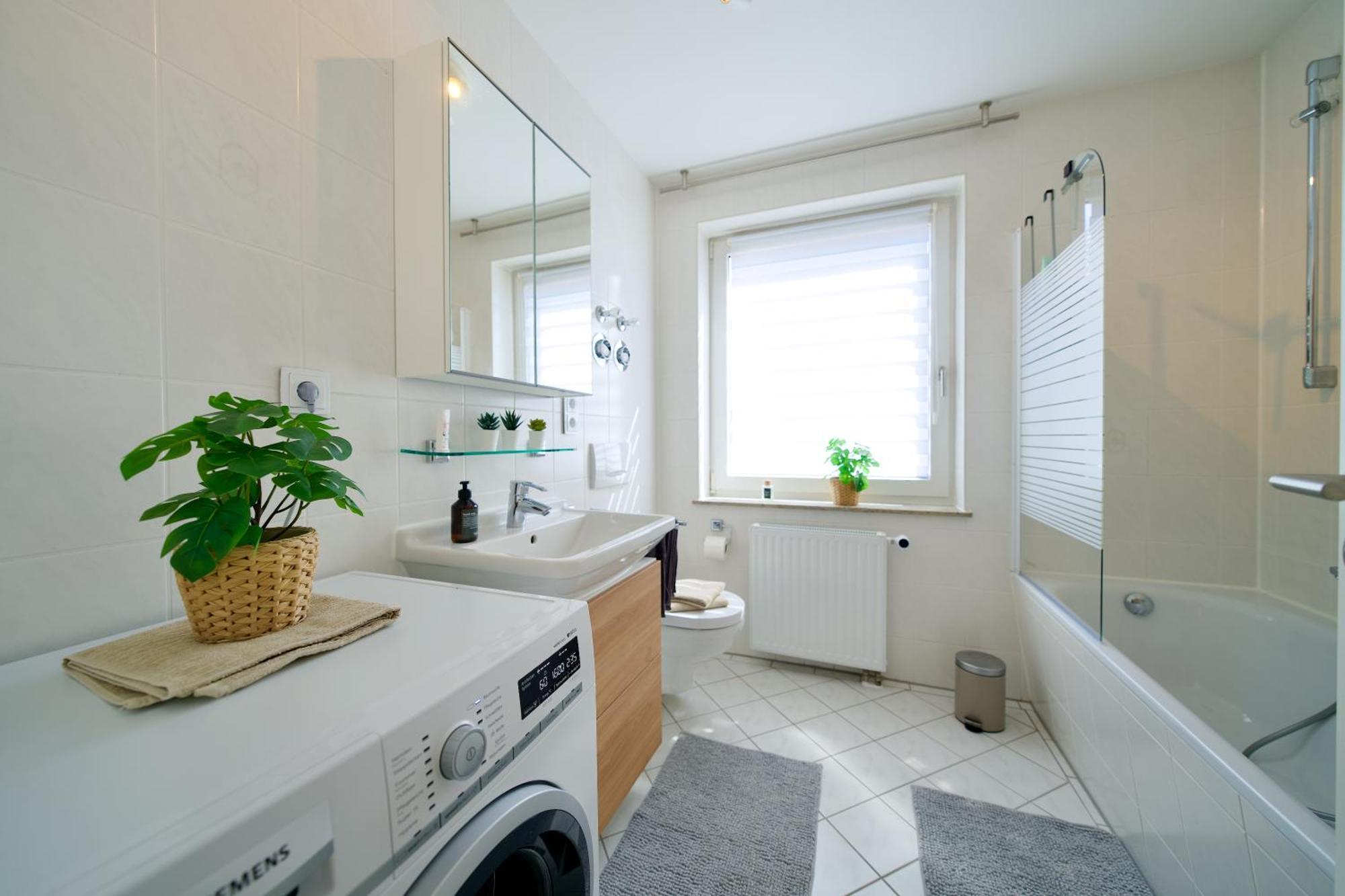 Edler Wohnraum Schwanenteich-Oase Mit Balkon, Kaffeevollautomat, Lift & Parkplatz Lejlighed Zwickau Eksteriør billede